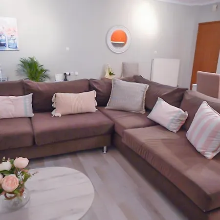 Thirtyfive Apartment *