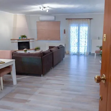 Thirtyfive Apartment *